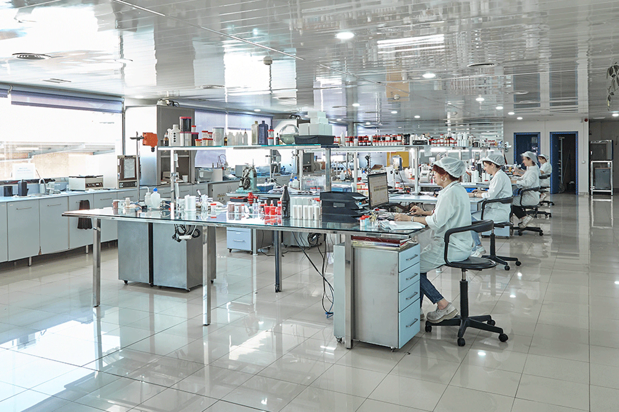 media/conoce_al_equipo/LABORATORIO-ARKHE.png
